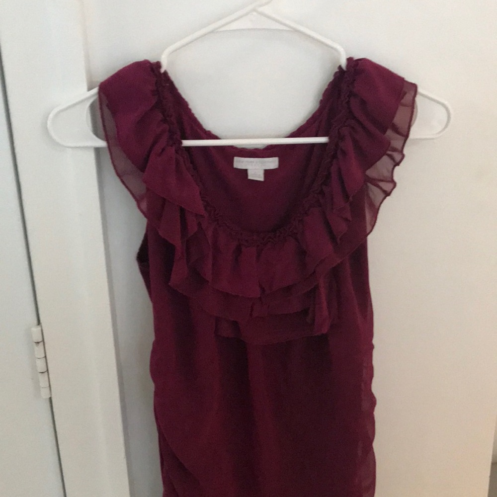 Sleeveless burgundy blouse